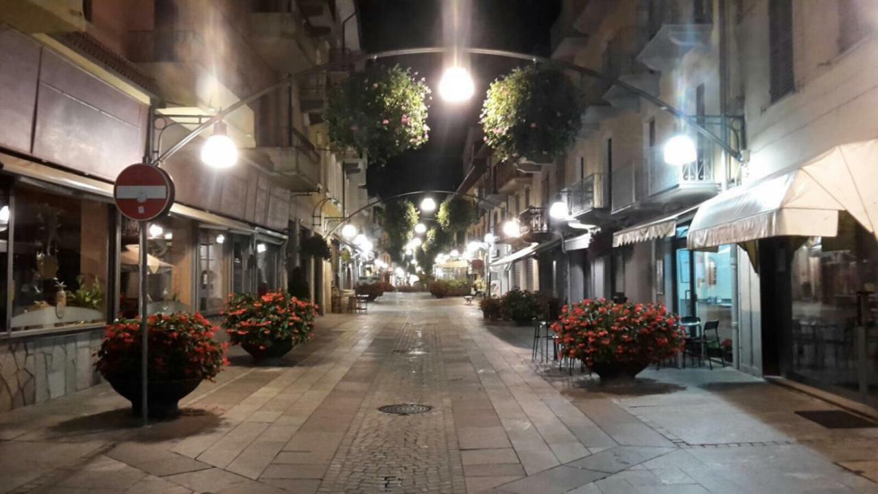 Appartamento Rosa Alpina Tra Il Casino E Le Terme Di Saint Vincent Exteriör bild